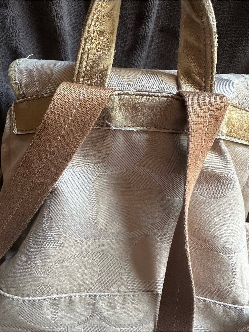 Vintage Coach Kyra Signature Backpack Beige Gold - super clean - As Is - Picture 3 of 15